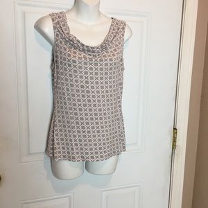 Banana Republic Pattern Shirt 👚🤍